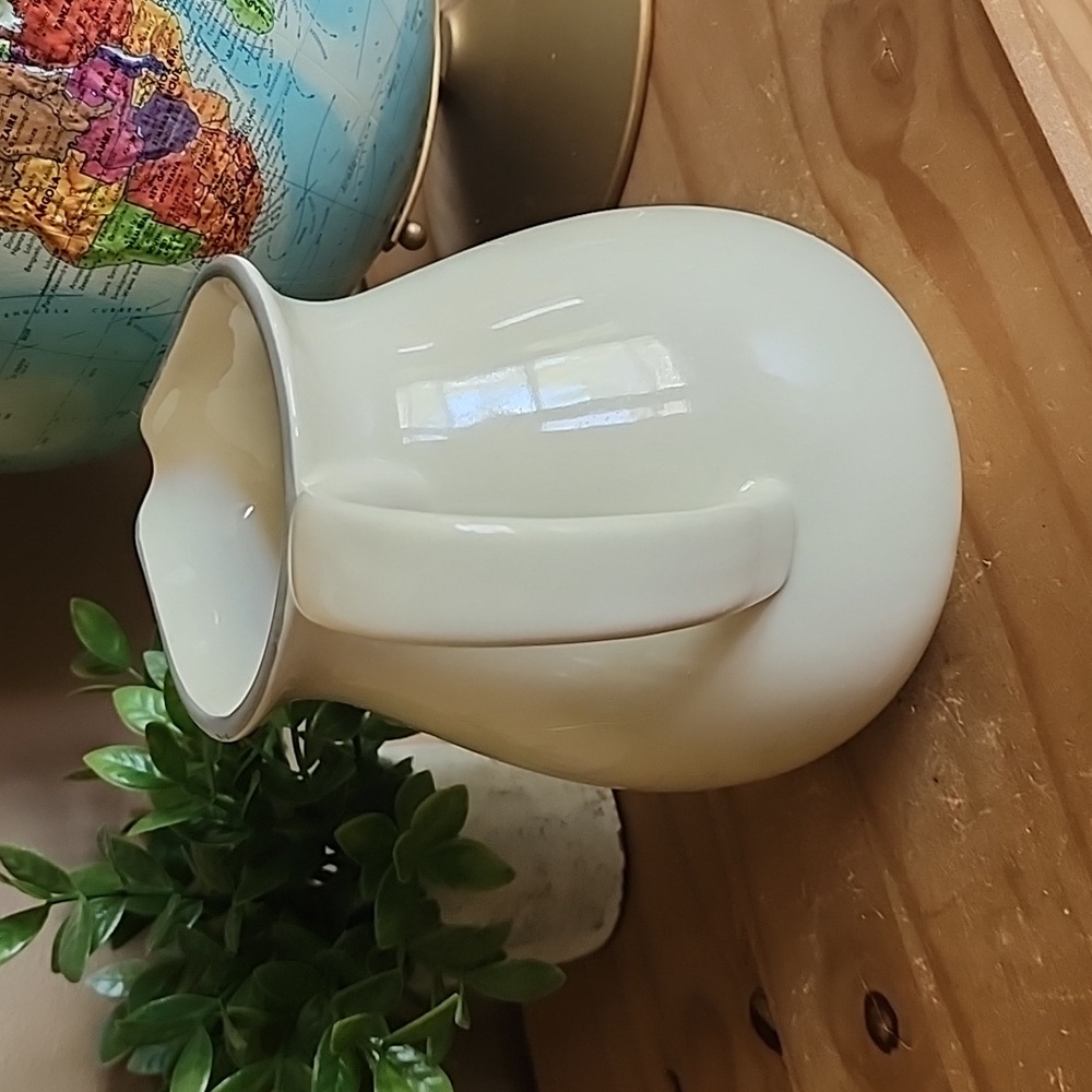 Ceramic Pitcher Cottage Life - Picture 2 of 9